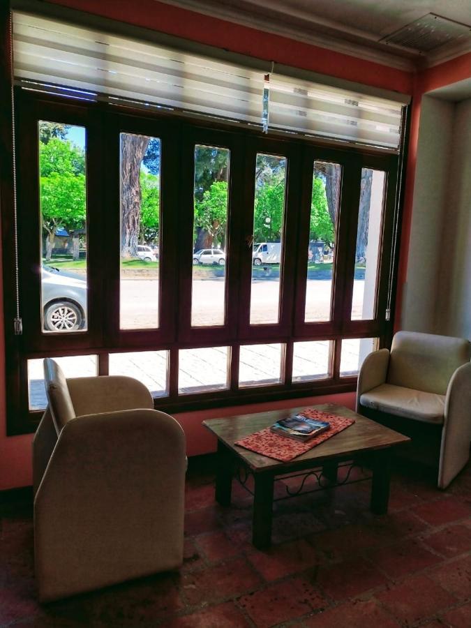 Pintó Terraza Albergue Esquel Exterior foto