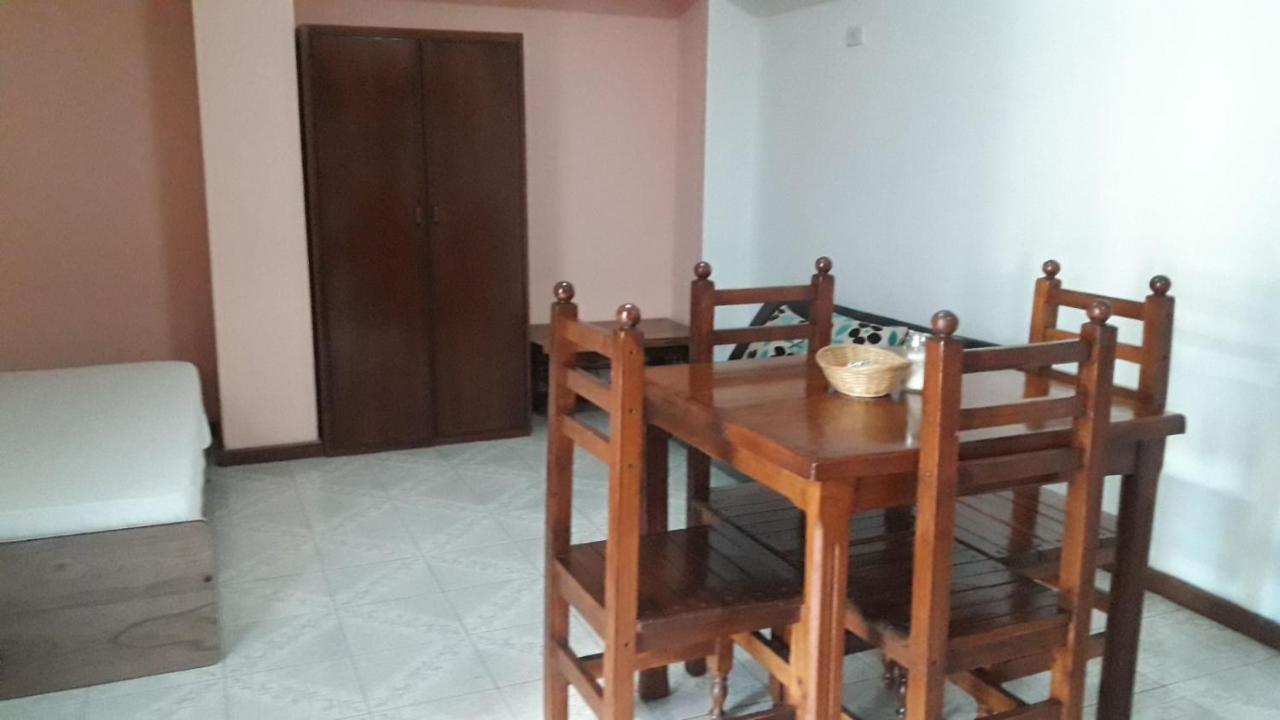 Pintó Terraza Albergue Esquel Exterior foto